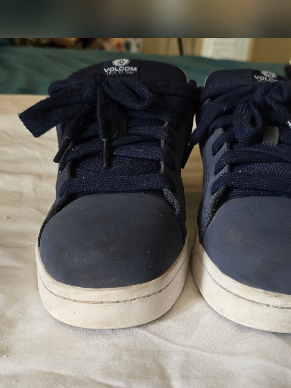 Volcom Stone Navy and White Mens Skate Shoes - Picture 7 of 11